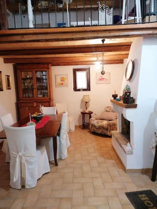 Villa La Casa Nel Borgo Orsogna Exterior foto